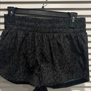 Varley Kalllin Running Leopard Short